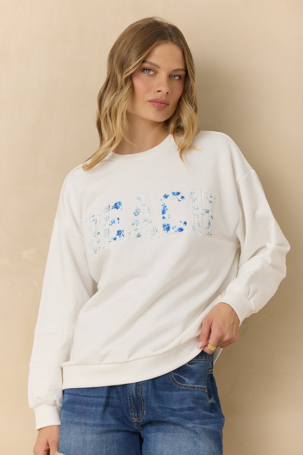 Mixed Applique Beach Crewneck | Vintage Havana