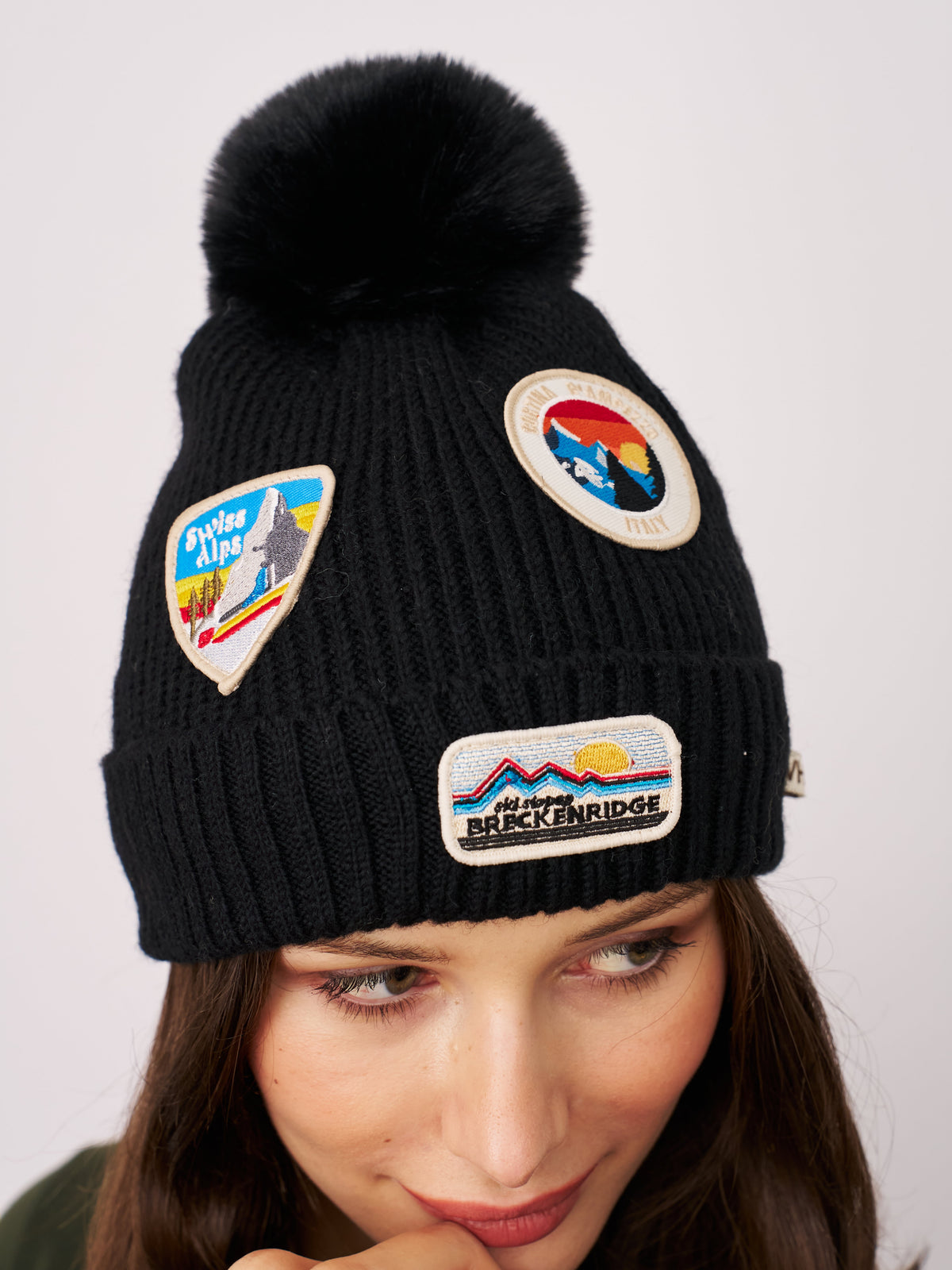 RIBBED POMPOM BEANIE WITH SWISS ALP PATCH - BLACK | Vintage Havana