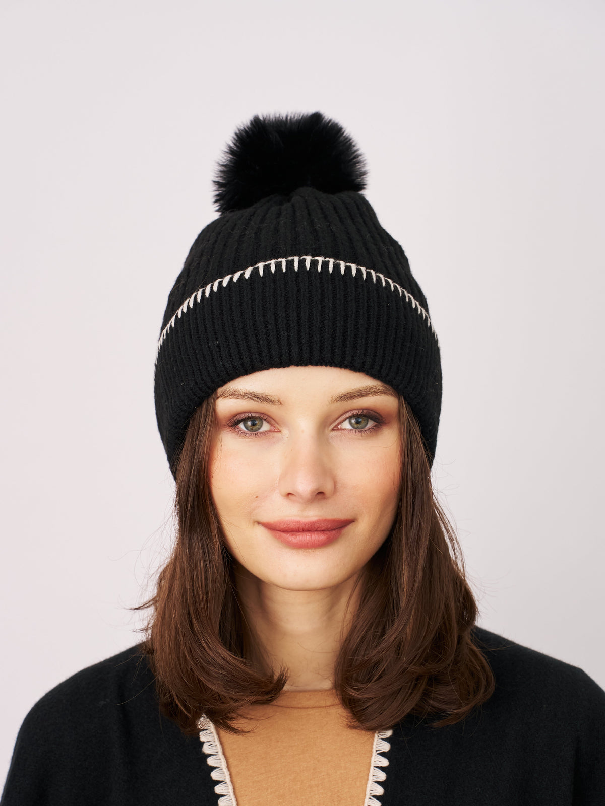RIBBED POMPOM BEANIE - BLACK/IVORY | Vintage Havana