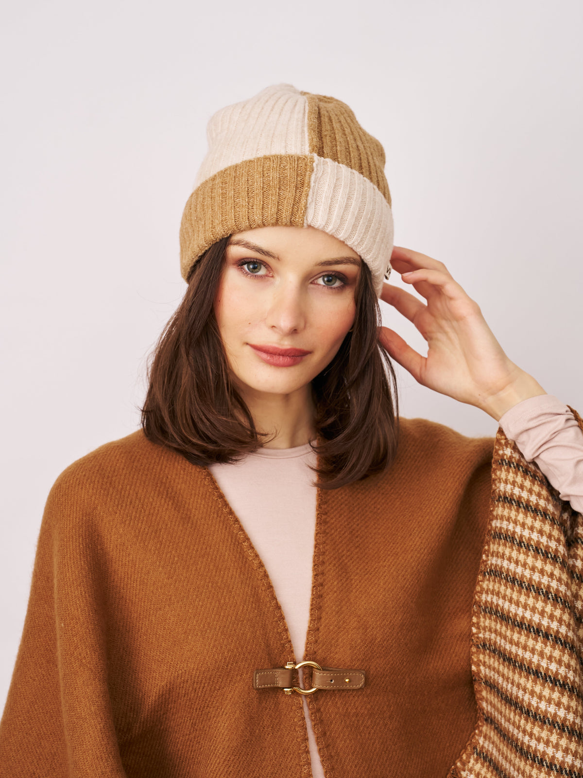 SEAM PATTERN BEANIE - TAN | Vintage Havana
