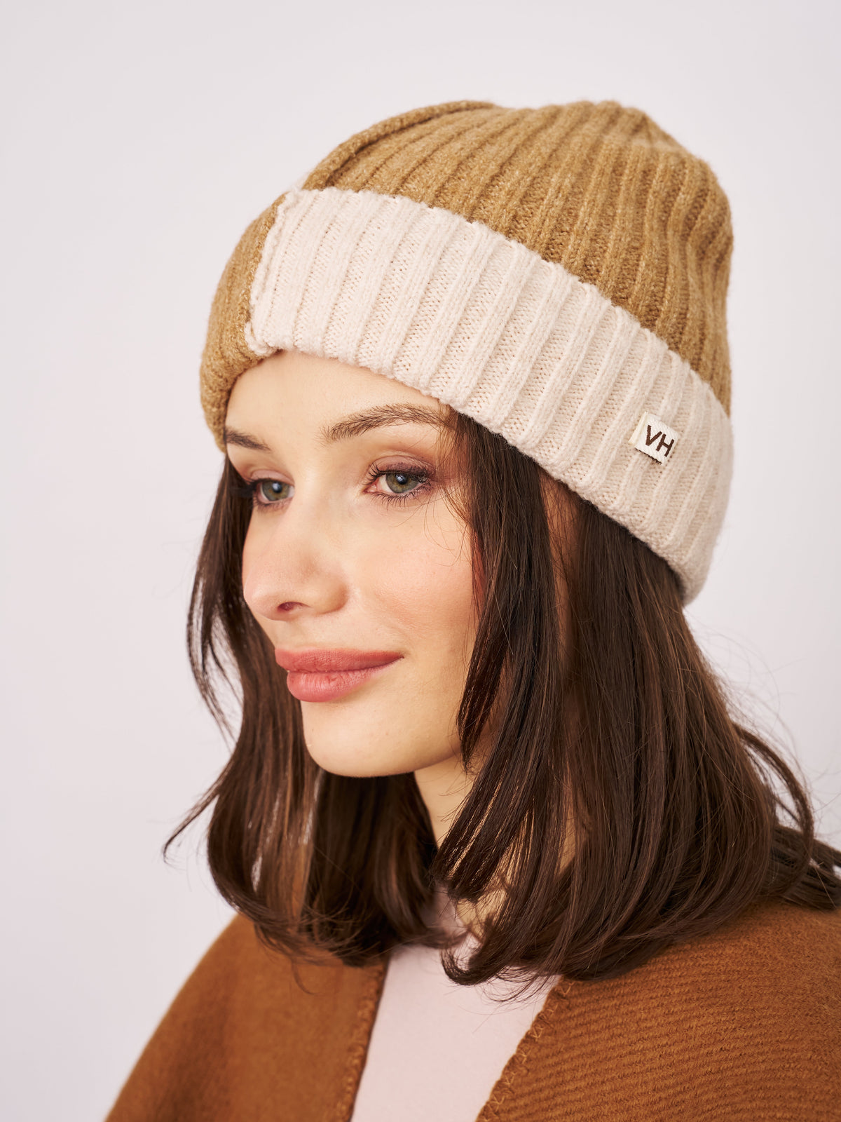 SEAM PATTERN BEANIE - TAN | Vintage Havana