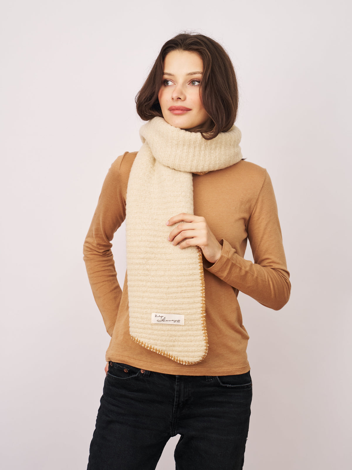 BLANKET STITCH KNIT SCARF - IVORY/WHEAT | Vintage Havana