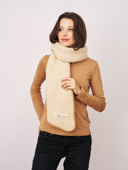 BLANKET STITCH KNIT SCARF - IVORY/WHEAT | Vintage Havana