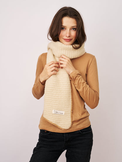 BLANKET STITCH KNIT SCARF - IVORY/WHEAT | Vintage Havana