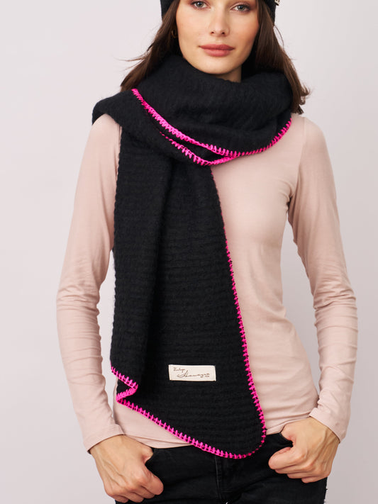 BLANKET STITCH KNIT SCARF - BLACK/B PINK | Vintage Havana