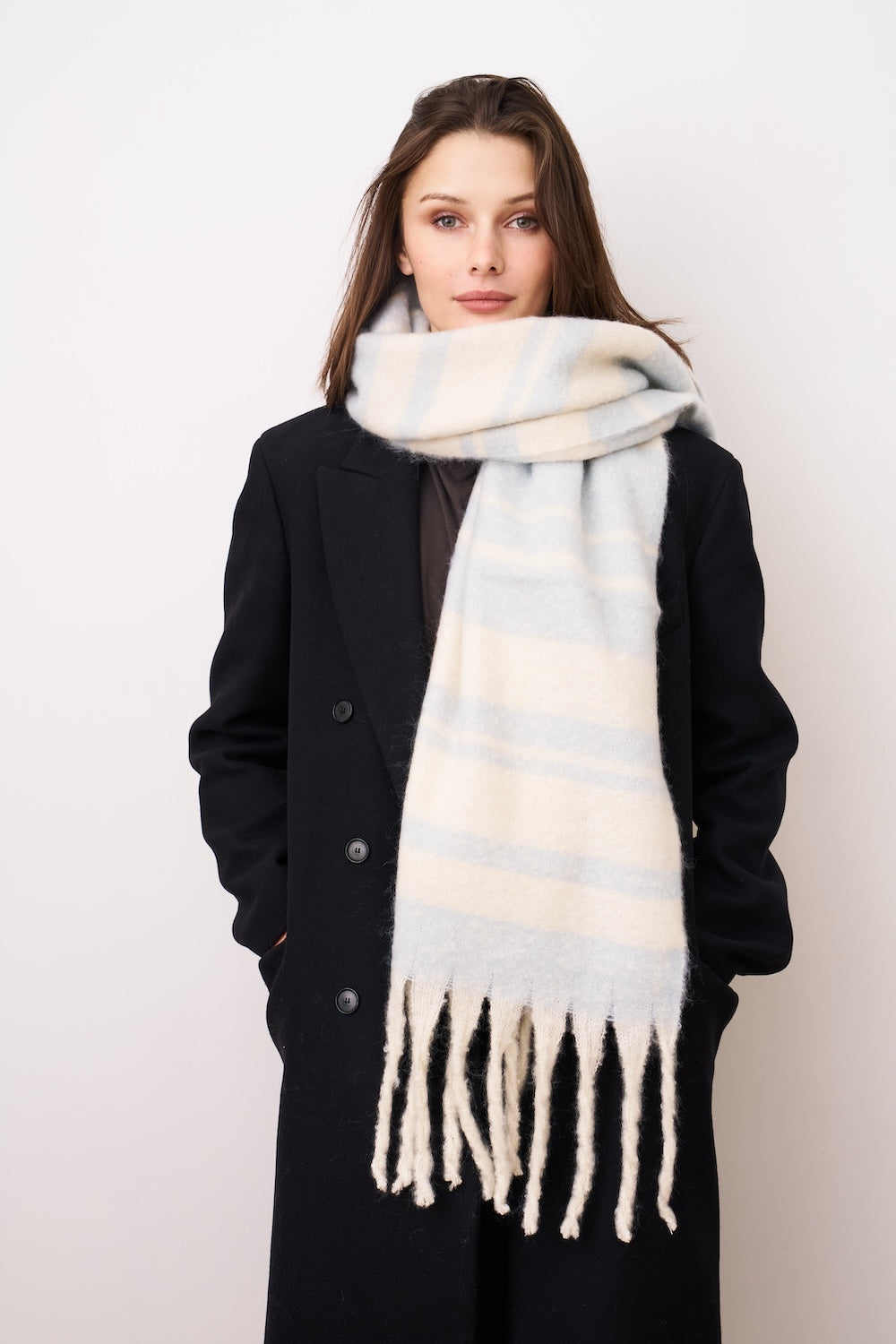 STRIPE BRUSH TASSEL SCARF - BLUE | Vintage Havana